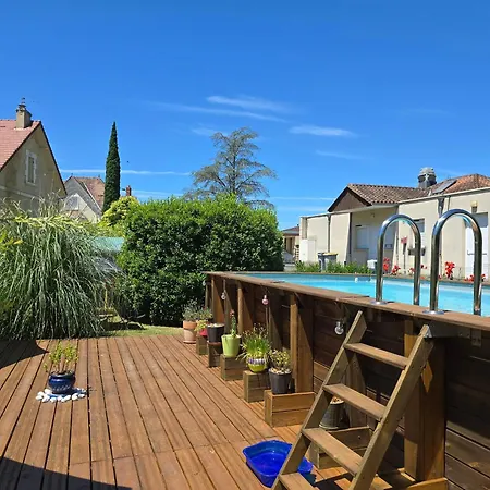 D'hotes Ecole Buissonniere En Dordogne 3*